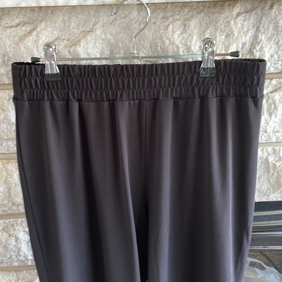 Christopher & Banks black and white stretch waist dress capris size small - Picture 3 of 6